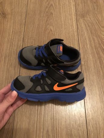 Кроссовки Nike/Adidas
