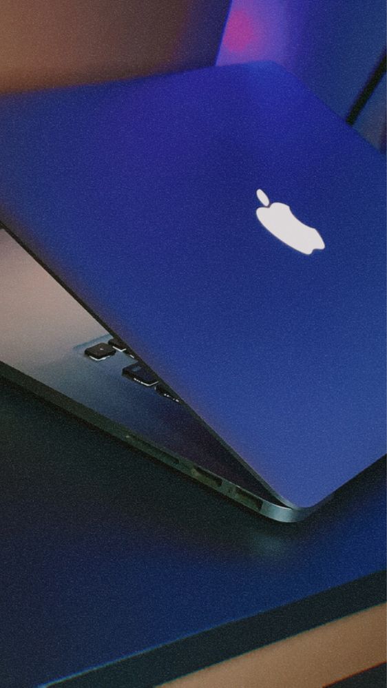 MacBook Pro 15-inch, Early 2014 / 16GB Ram / i7 2,6 GHz / 500GB SSD