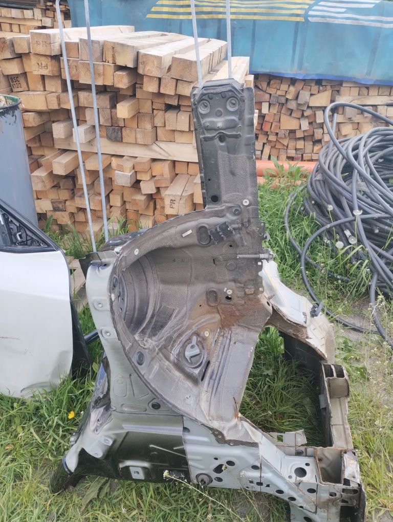 Podlużnica prawa BMW X2 2020 rok