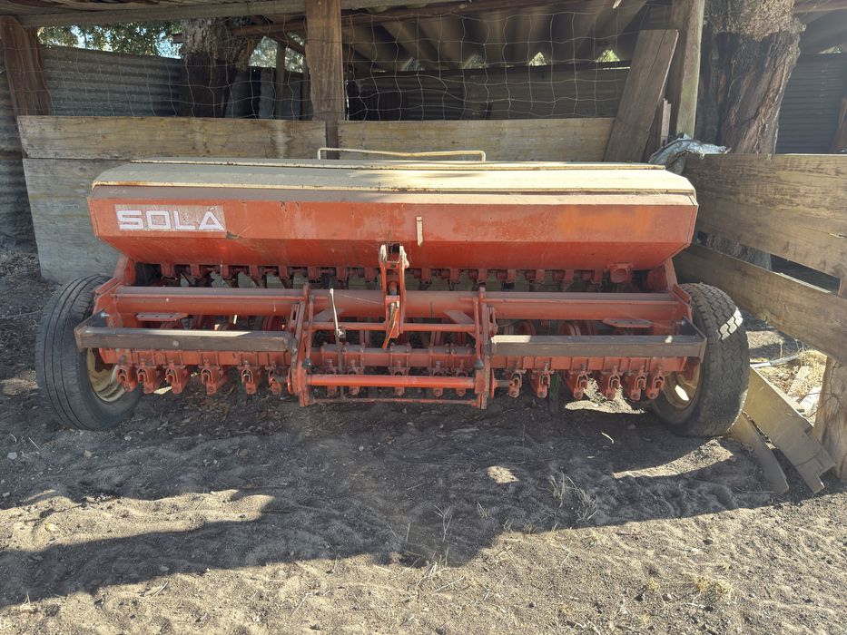 Trator Deutz Agrolux 60