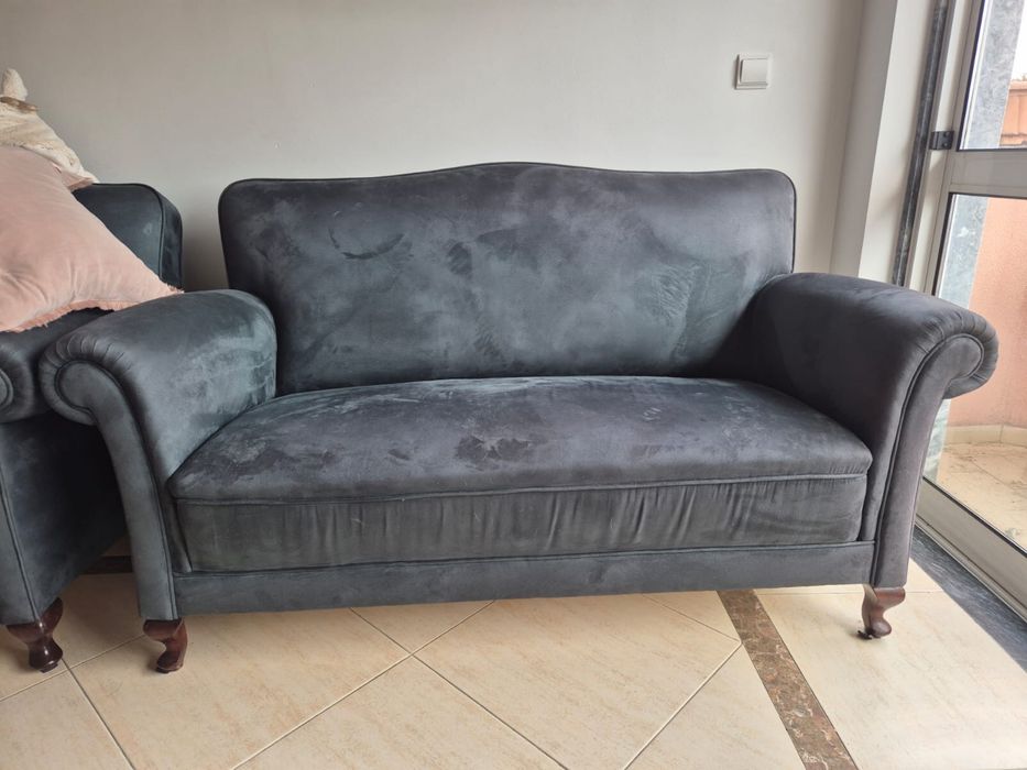 Sofa e 2 cadeiroes