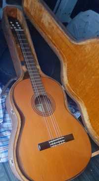 Guitarra classica " ESTEVE"