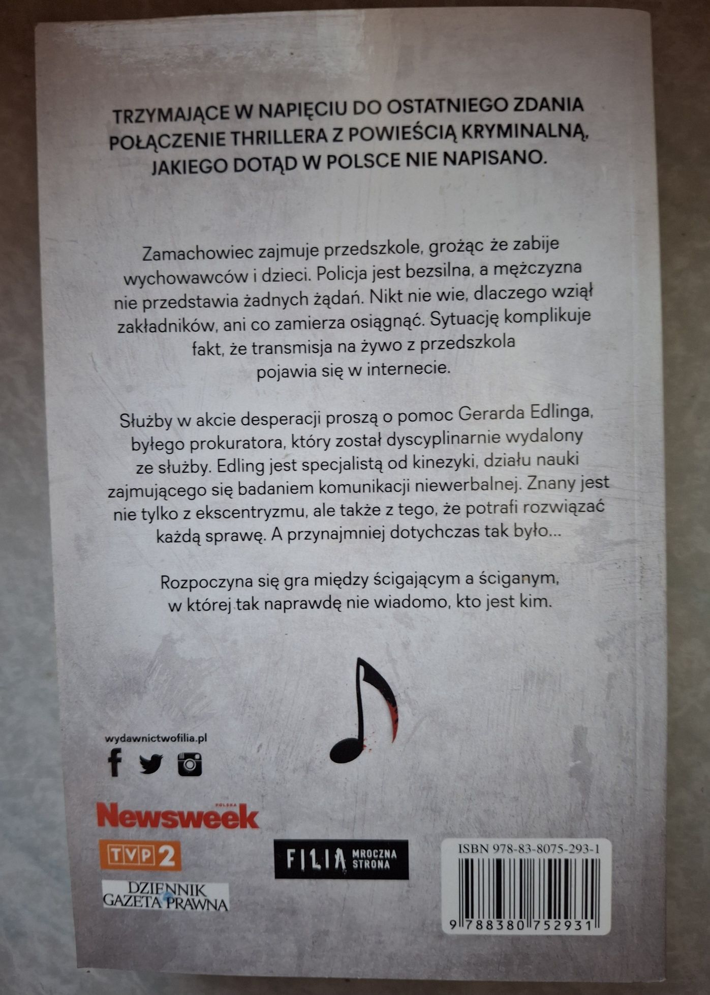 Remigiusz Mróz " Trawers" I "Behawiorysta"