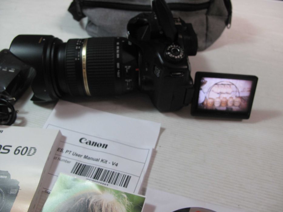 Canon 60D + 18-270 VC (Estabilizador) Tamron 19 mil Disp-Ver descrição