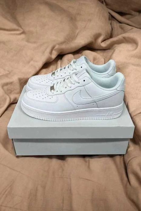 "Buty koszykówki "Nike_Air_Force_1_Low_'07_White_Roz.40