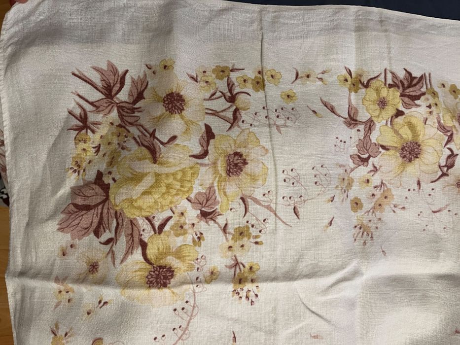 Vintage obrus w kwiaty