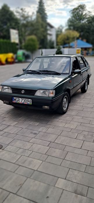 Polonez Caro 1,6