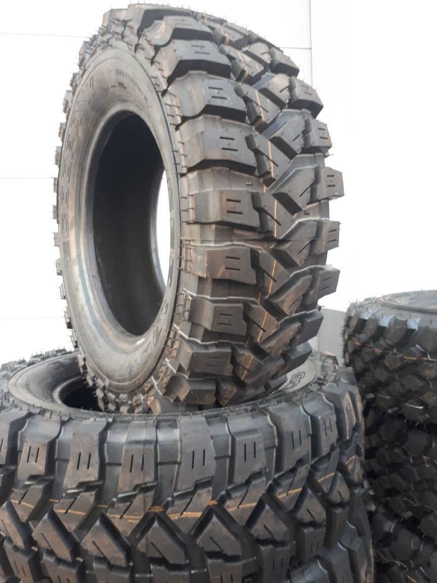 245/70r16 4x4 OFF ROAD - Opony terenowe bieżnikowane