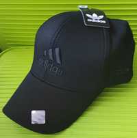 Czapka Adidas z daszkiem