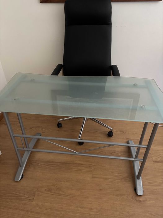 Conjunto cadeira + secretária