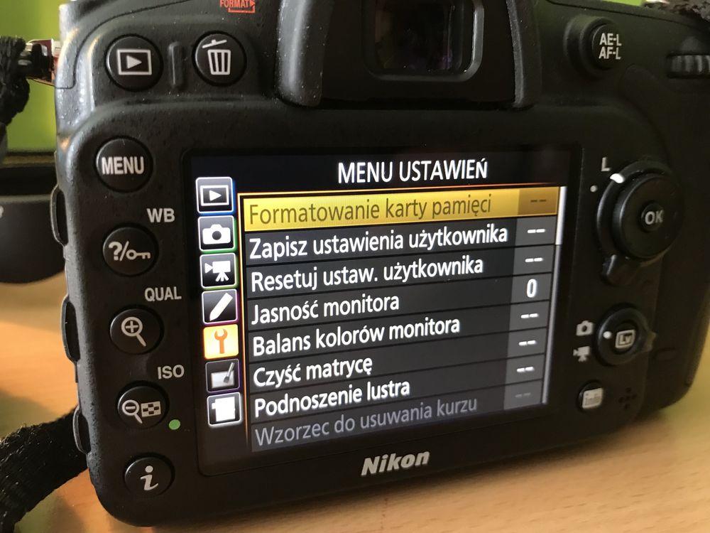 Nikon D7200, przebieg 4423, obiektyw AF-S Nikkor 18-105