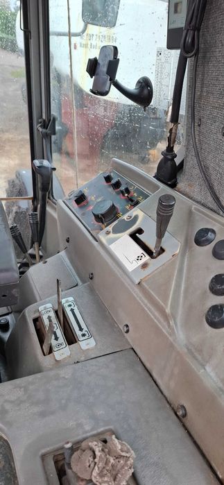 Ciągnik rolniczy MF 3060