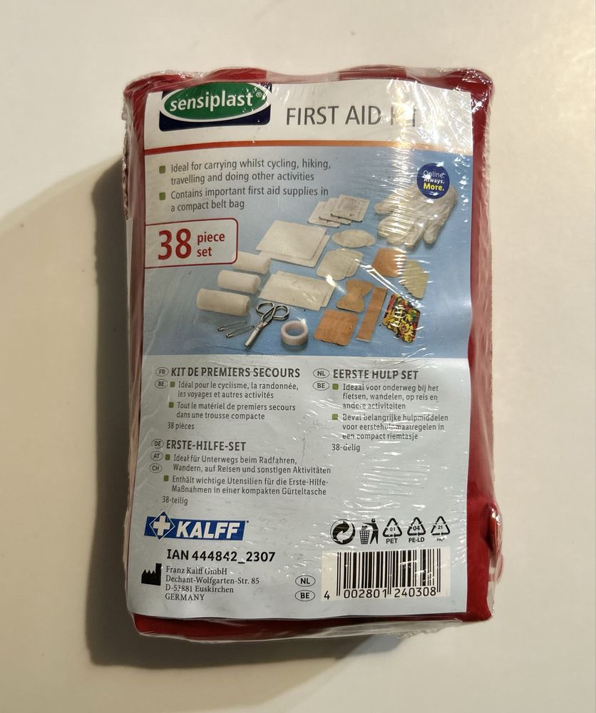 NOWA Apteczka osobista mała First Aid Kit 38 elementów