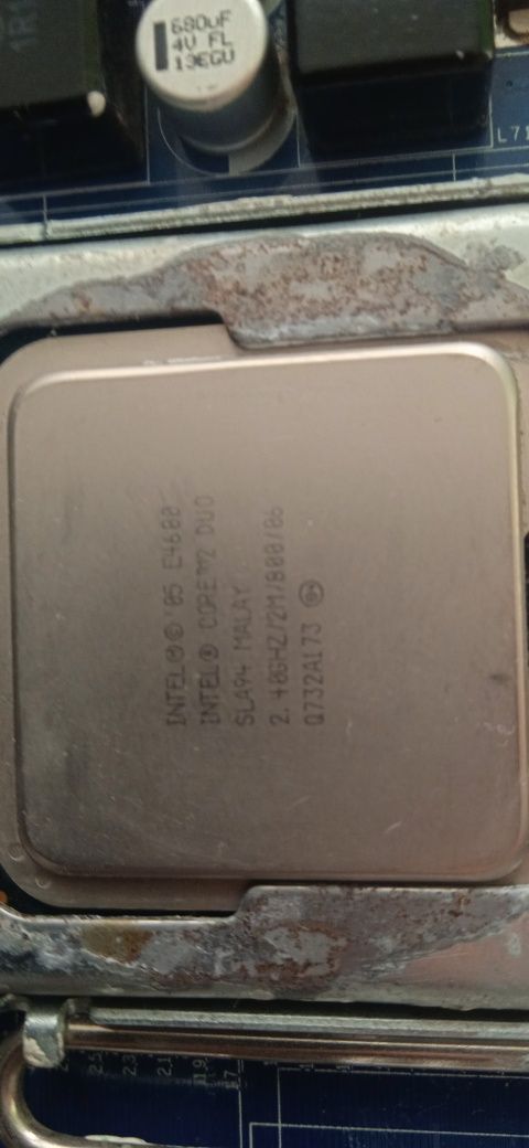 Продам Материнская плата: ASRock-G41M-VS3 (Socket-775).
Материнская пл
