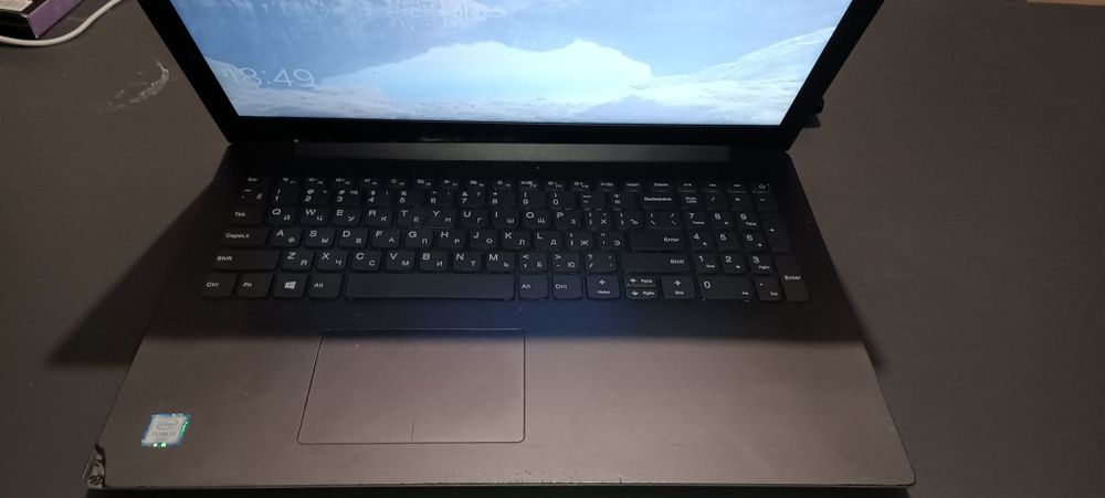 Ноутбук рабочийй