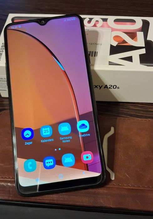 Samsung Galaxy A20s czarny 3GB/32GB 4G ( LTE )  / SM-A207F ( DS )