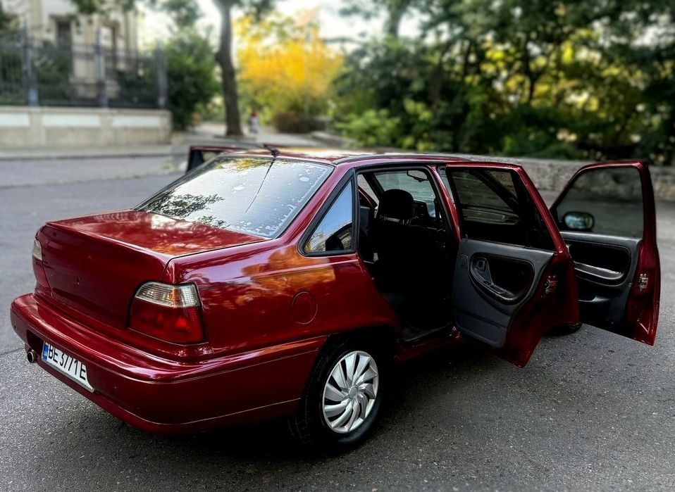 Продам Daewoo Nexia, в достойном состоянии