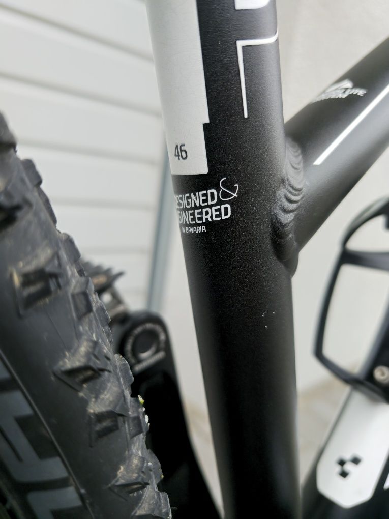 Mało używany Cube Cross Pro Cls Damski 28" 45cm, markowe akcesoria!!!