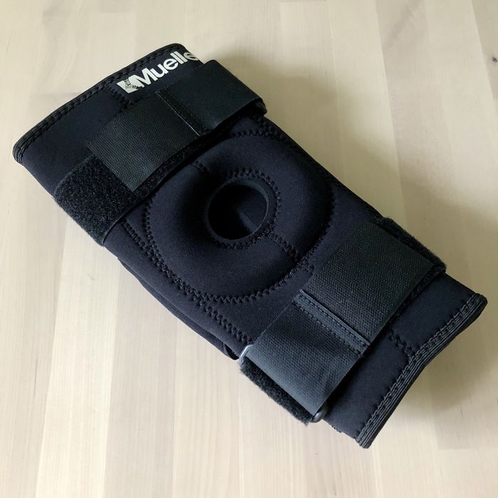 Orteza / stabilizator kolana z szynami / zawiasami Mueller rozm. S