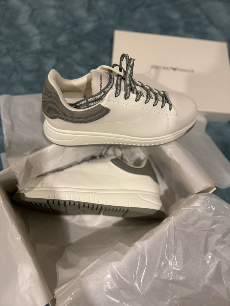 Sapatilhas novas Armani