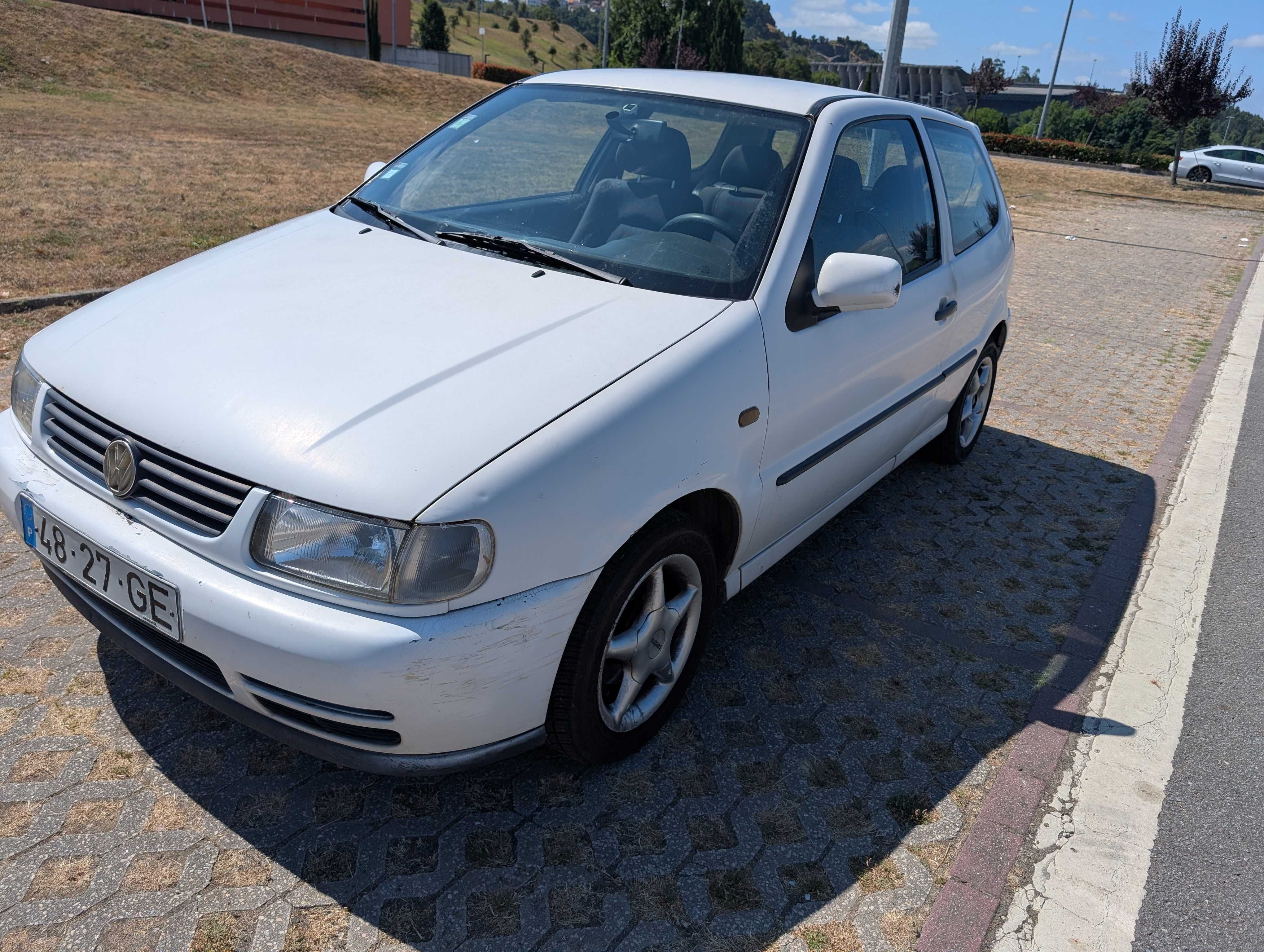 Volkswagen Polo 1.4 16v (1996) - 3 Portas