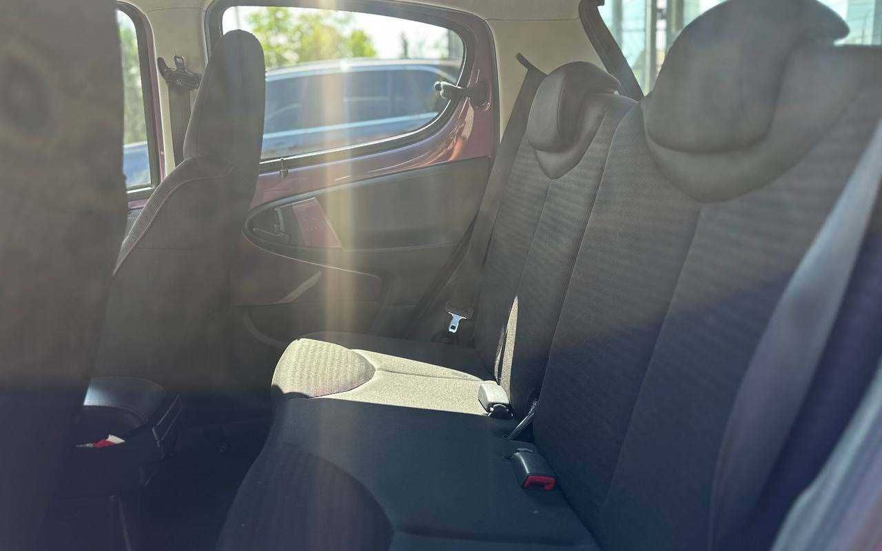 Peugeot 107 2013