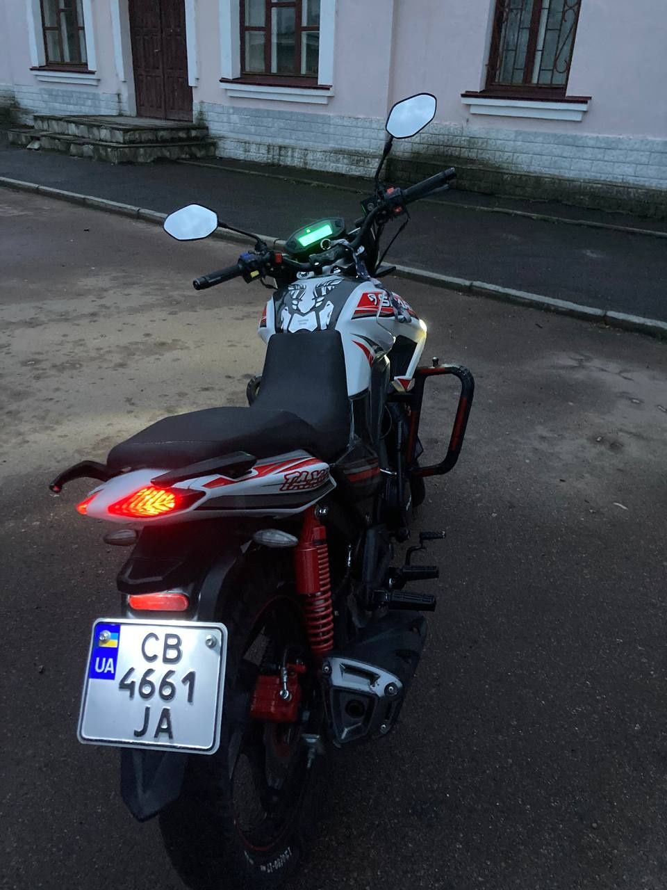 Spark  SP200-r29