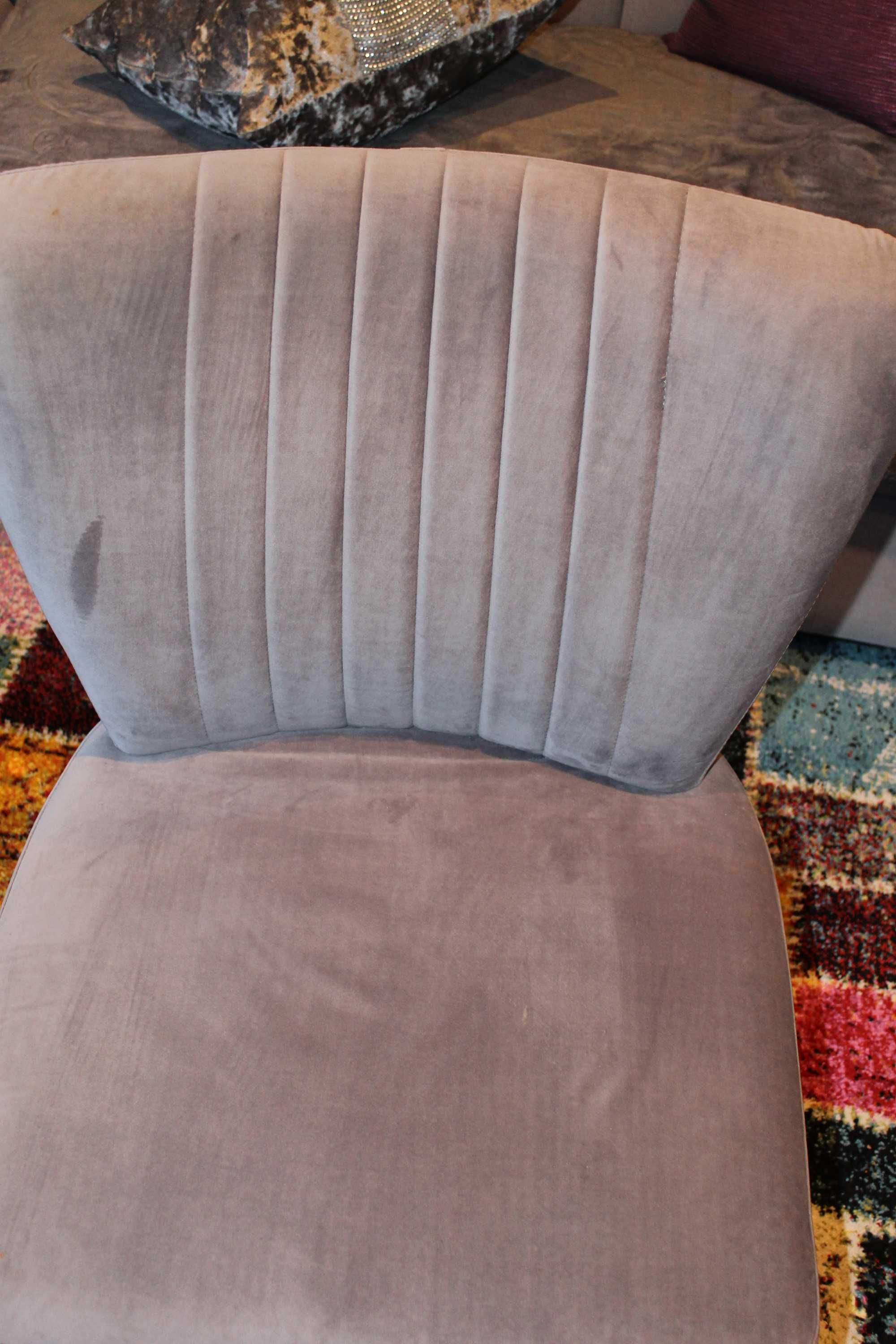 Fotel tapicerowany-siwy