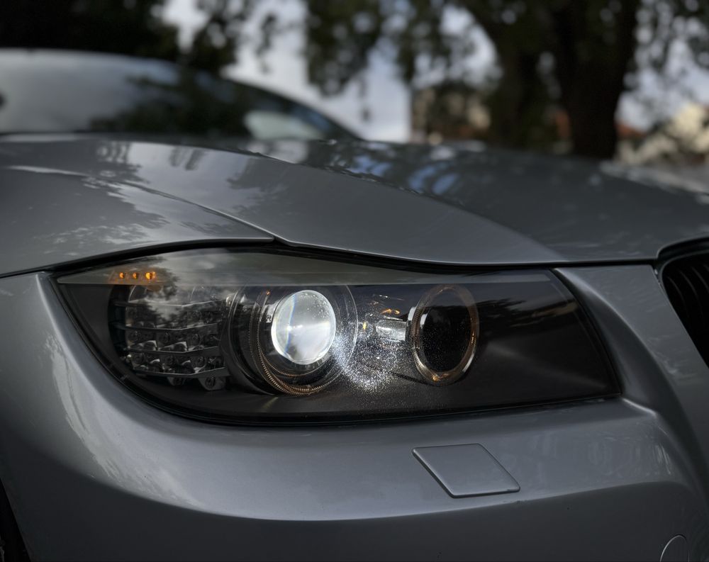 BMW - 318d - LCI