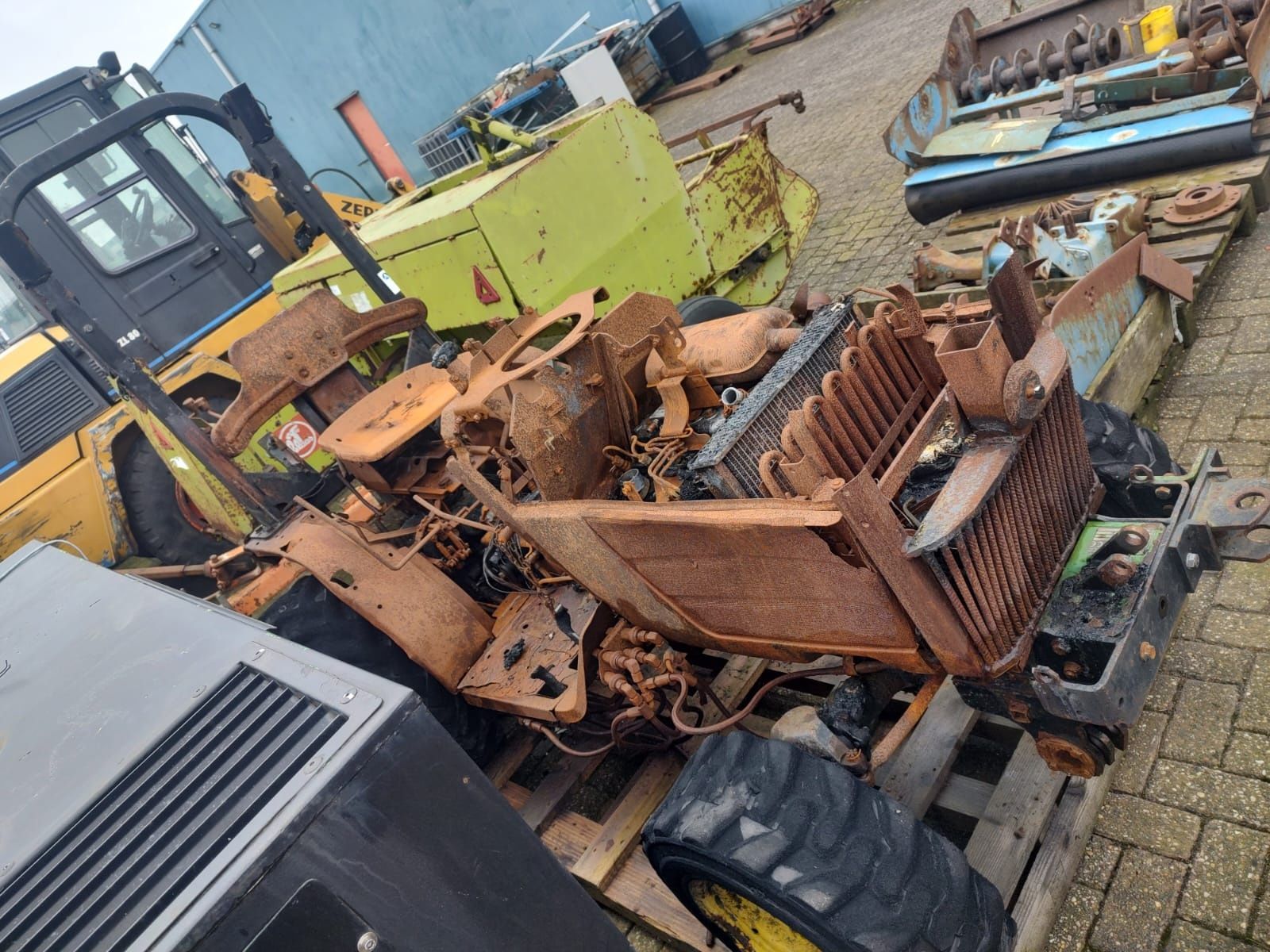 Minitraktor ogrodniczy John Deere 4110 tuz 4x4 rok 2002