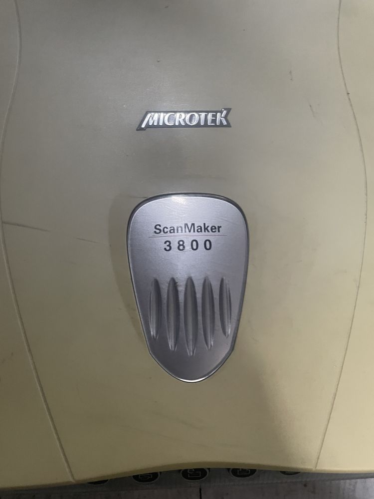 Skaner Microtek ScanMacer 3800