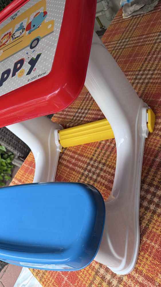 Stolik edukacyjny Fisher Price