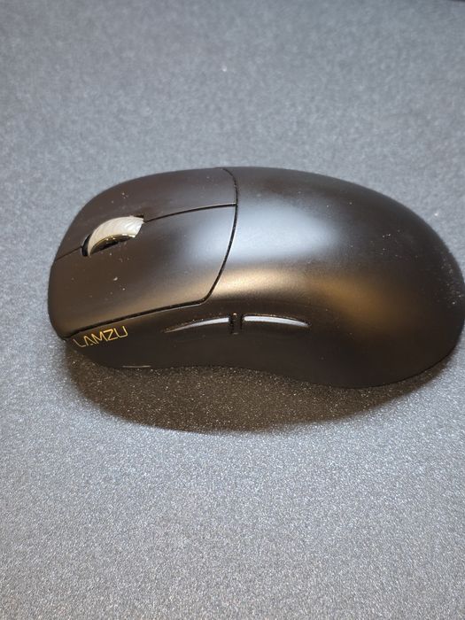 Lamzu thorn 4k rato gaming