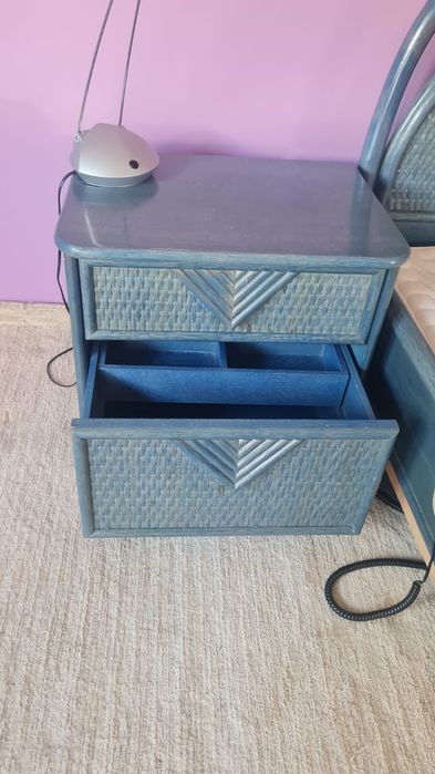 Meble do sypiani - Łóżko podwójne regulowanym stelażem  niebieskie, sz