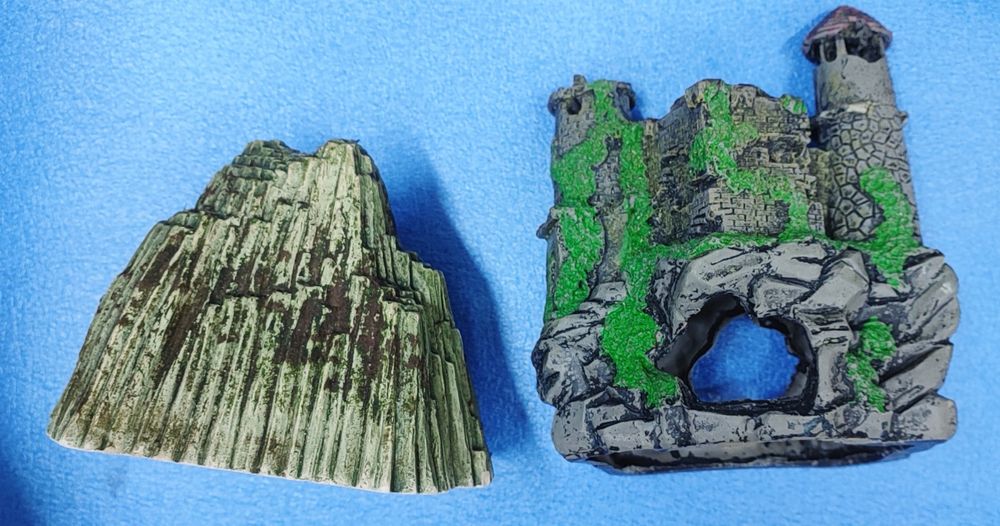 Zamek + jaskinia/grota do akwarium, ozdoby/wyposażenie