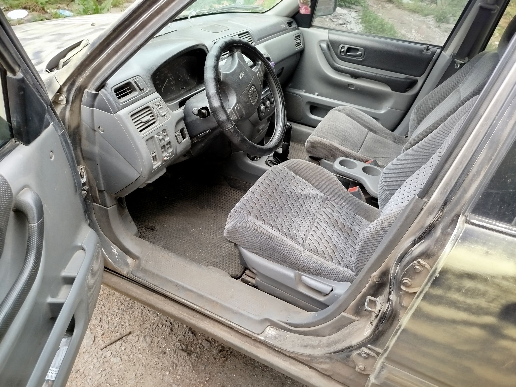 Продам авто Honda CR-V rd1