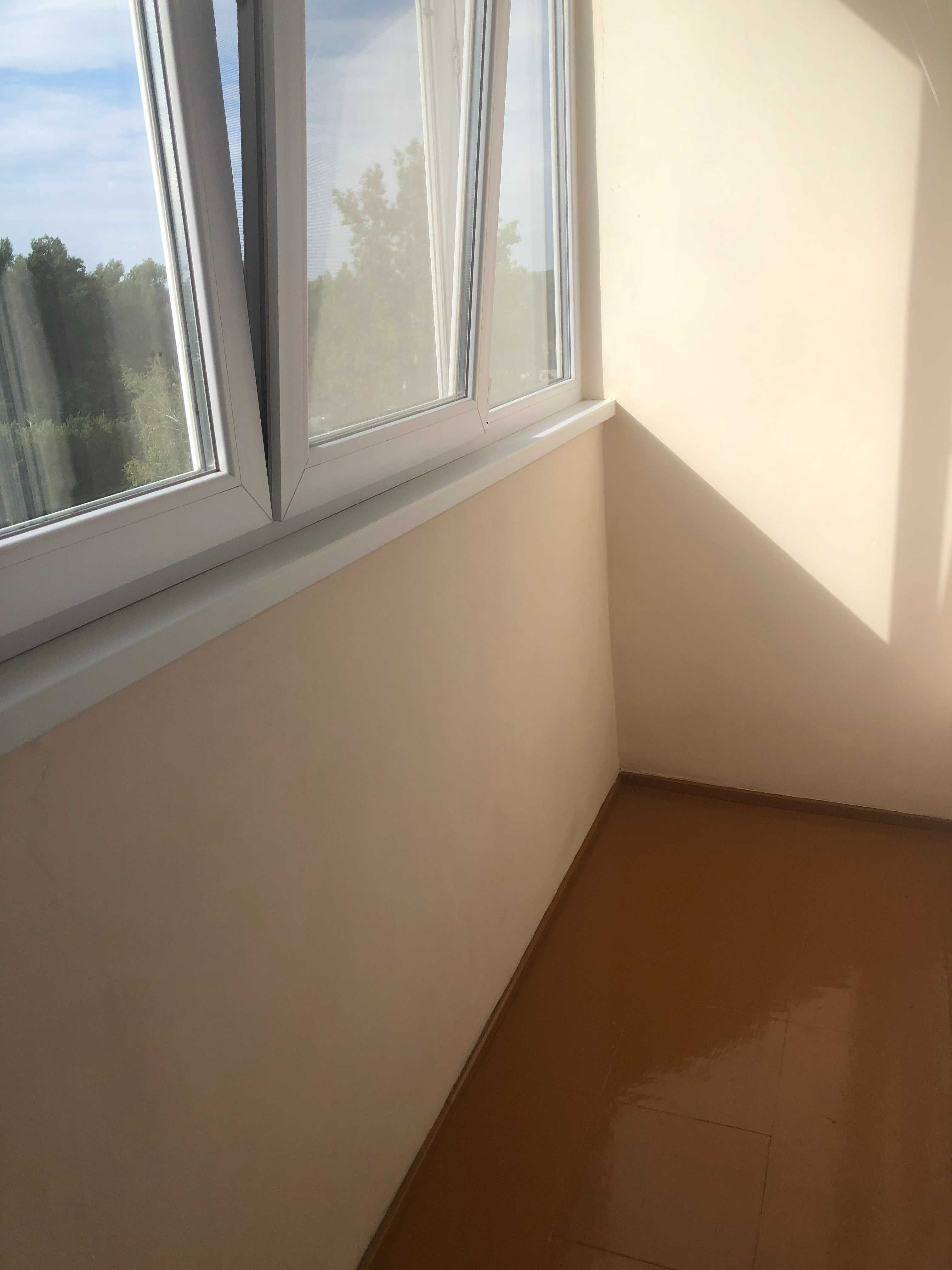 Продам 1- кімнатну квартиру 6/9  з ремонтом 35,8 кв.  Раківка