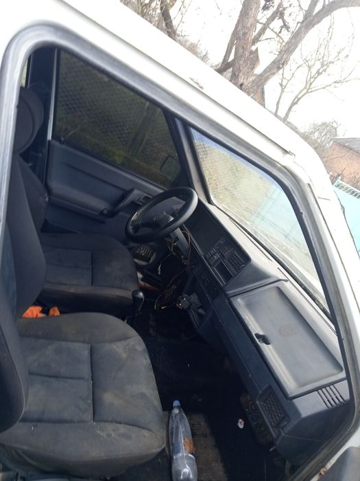 Продам шкода форман на повному ходу недимить пиридачі не вибивають.