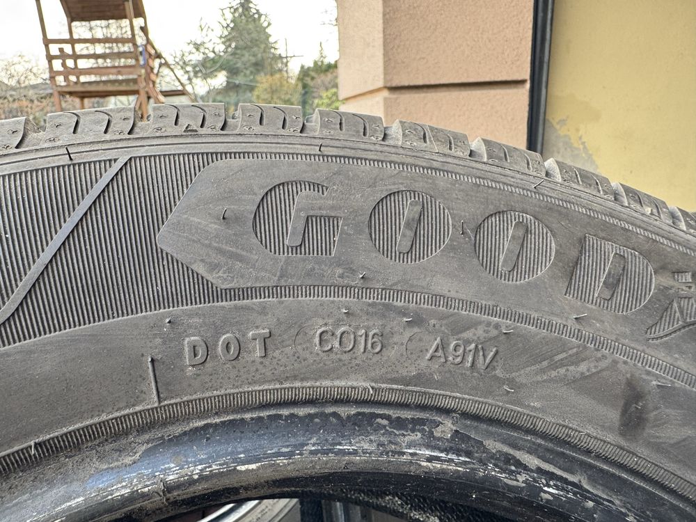 215/65/r15c lato ford custom prod. 07/2023r lato goodyear