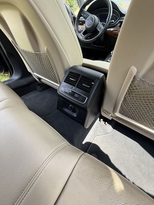 Продаж власного авто audi a4 b9 2016року.Торг присутній