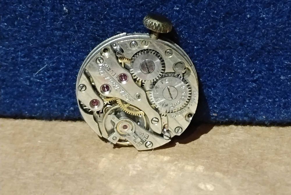 Stary mechanizm zegarka Hafis Watch Co lata 30-40