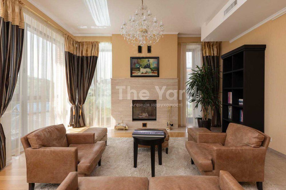 Продаж будинку 575м2 в Царському селі за адресою вул. Редутна, 54 БЕЗ%