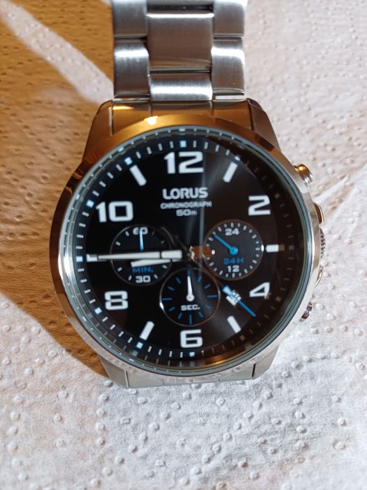 Relógios Sector (3) Timberland (1] Bórelli e Lorus (2).