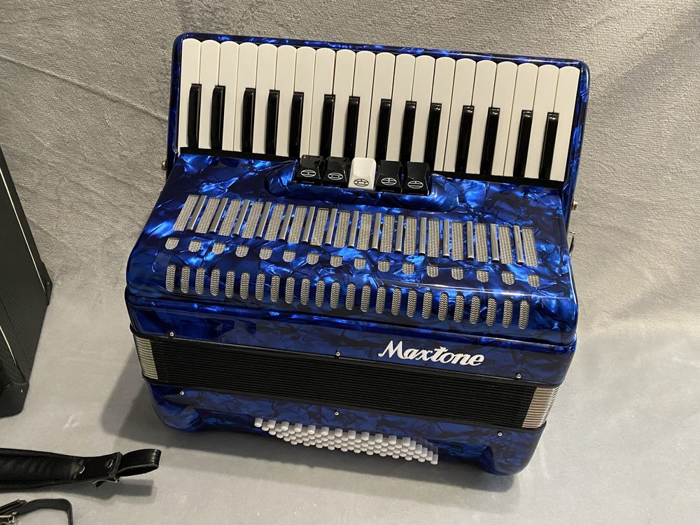 Акордеон Maxtone TA7234 гармошка