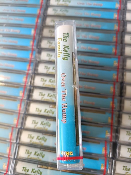 Kasety magnetofonowe nowe 60 sztuk Kelly Family