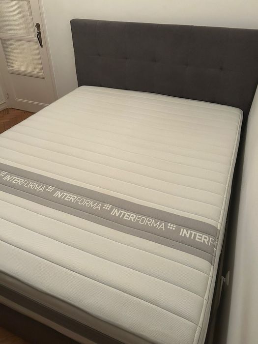Cama, COMO NOVA, em muito bom estado e confortável