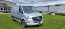 Mercedes-Benz Sprinter 319  Mercedes Sprinter 319, automat, kamera 360°, 32 800 km !