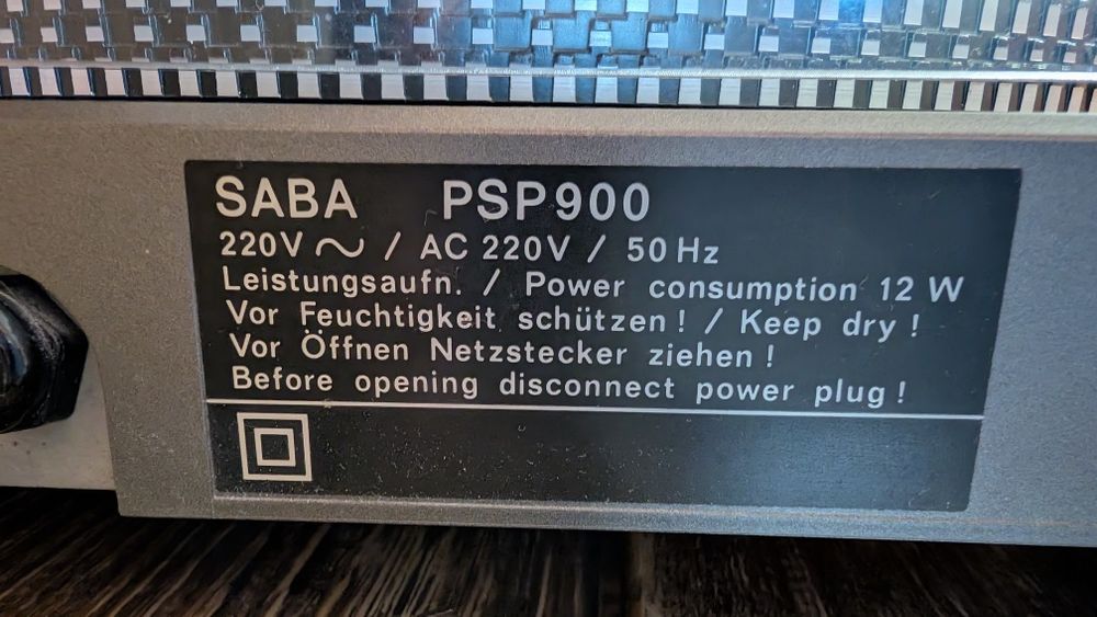 Продам проигрыватель винила saba 900