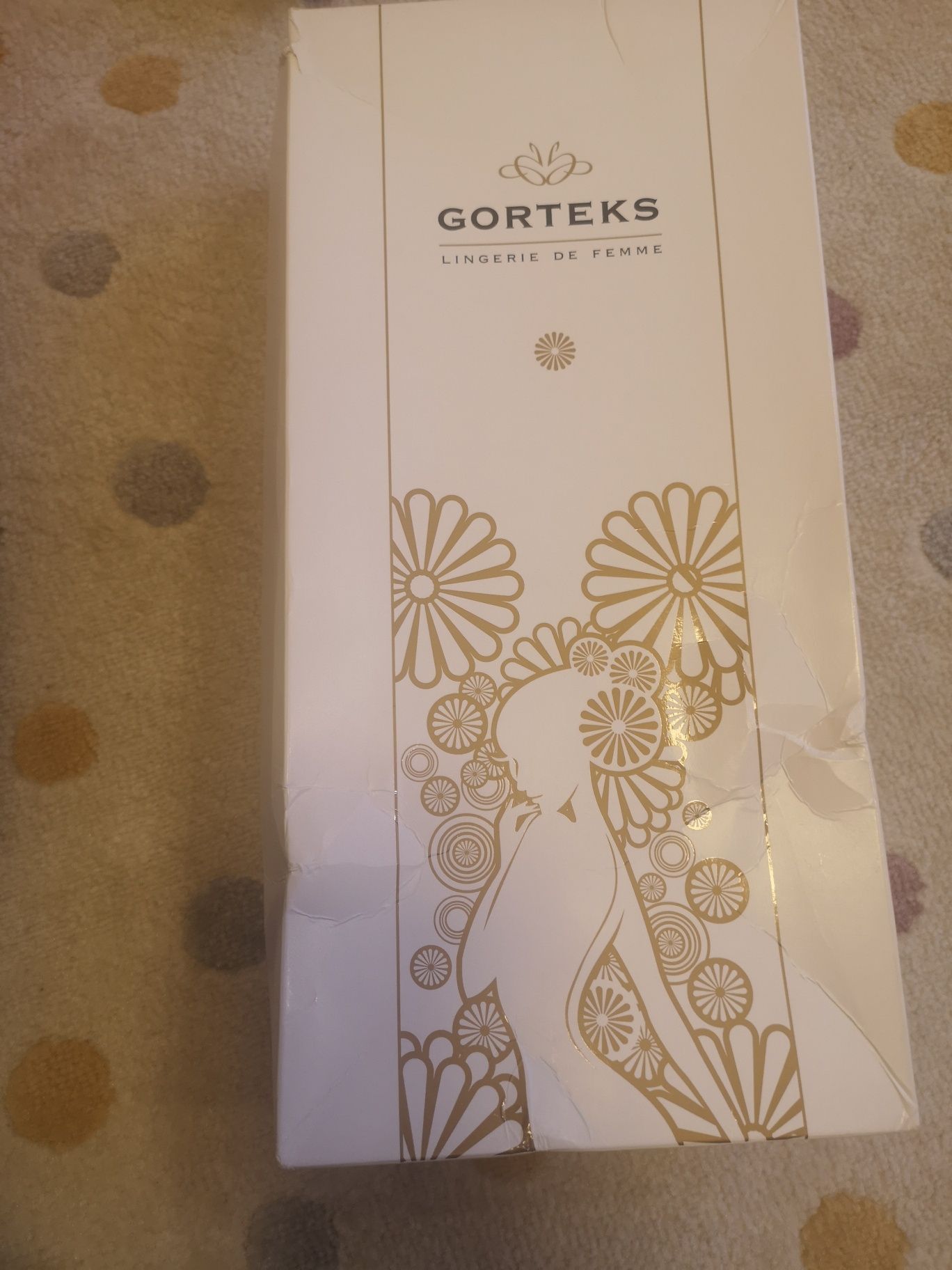 Gorteks gorset i stringi komplet 75b