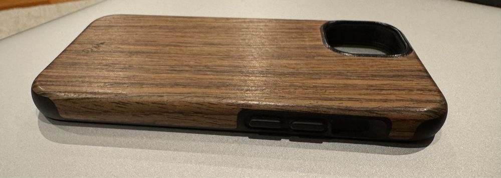 Capa WOcase iPhone 13 WALNUT